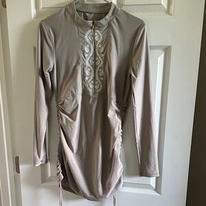 Cabana Life Embroidered Tunic Top M